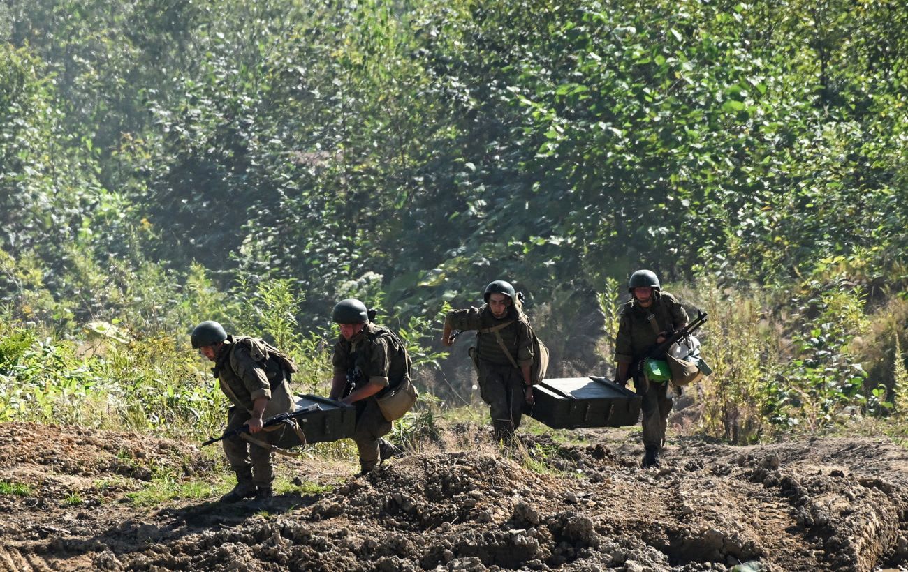 Russian forces withdraw from Sumy, facing unnecessary losses — Ukrainian expert