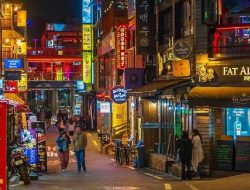 Toko dan Pusat Belanja di Itaewon