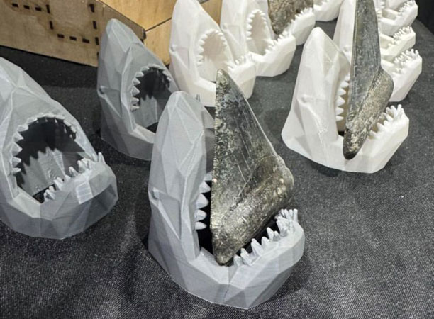 Richard Dreyfuss Diagnosed with Viral Bronchitis, Withdraws from SharkCon