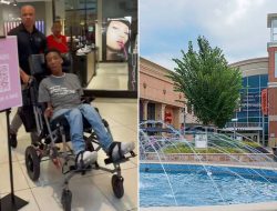 Disabled son told to leave family’s mall stall in Atlanta Disabled son told to leave family’s mall stall in Atlanta