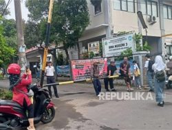 Dua SMAN di Tangsel Disegel Orang Tua, Kini Dibuka Lagi