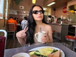 Elegan dan Berkelas, Potret Prilly Latuconsina di Amerika Serikat Elegan dan Berkelas, Potret Prilly Latuconsina di Amerika Serikat