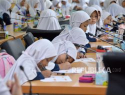 Pemprov Jakarta Alokasikan Rp 90 Miliar untuk Uji Coba Sekolah Swasta Gratis, Ini Daftar 40 Sekolahnya Pemprov Jakarta Alokasikan Rp 90 Miliar untuk Uji Coba Sekolah Swasta Gratis, Ini Daftar 40 Sekolahnya