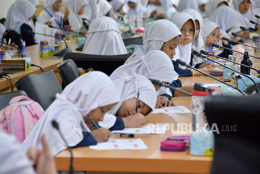 Pemprov Jakarta Alokasikan Rp 90 Miliar untuk Uji Coba Sekolah Swasta Gratis, Ini Daftar 40 Sekolahnya