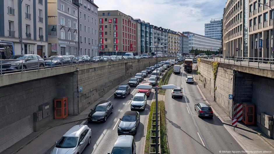 Germany’s Car Culture Surges: New Report Reveals Rising Driving Trends