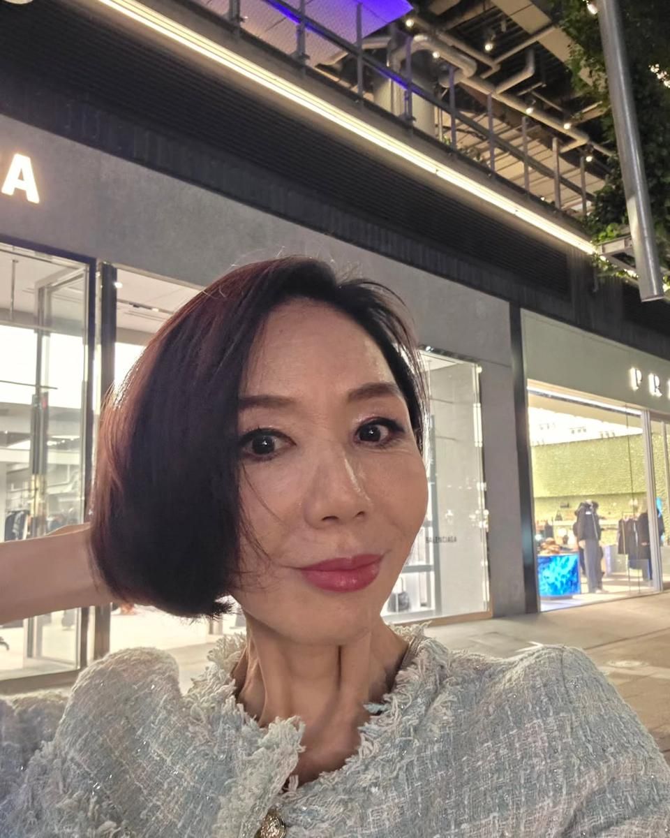7 Potret Cantik Junko Sakai, Finalis Miss Universe Jepang 2025