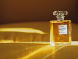 Parfum Bisa Kadaluarsa? Ini 5 Tanda dan Cara Mengatasinya Parfum Bisa Kadaluarsa? Ini 5 Tanda dan Cara Mengatasinya