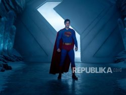 Adegan Ciuman Film Superman Dihapus di India Karena Terlalu Sensual Adegan Ciuman Film Superman Dihapus di India Karena Terlalu Sensual