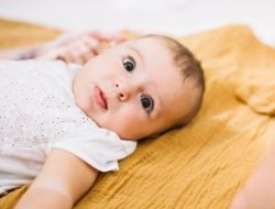 50 Nama Bayi Perempuan 2 Kata Indah dan Lembut 50 Nama Bayi Perempuan 2 Kata Indah dan Lembut