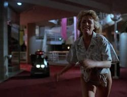 5 Film Horor Slasher Robot Pembunuh, Membuat Jantung Berdebar! 5 Film Horor Slasher Robot Pembunuh, Membuat Jantung Berdebar!