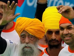 114-Year-Old Marathon Legend Fauja Singh Dies After Car Accident 114-Year-Old Marathon Legend Fauja Singh Dies After Car Accident