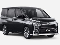 Voxy MPV Mewah Toyota, Cek Harga Mobil Baru Juli 2025