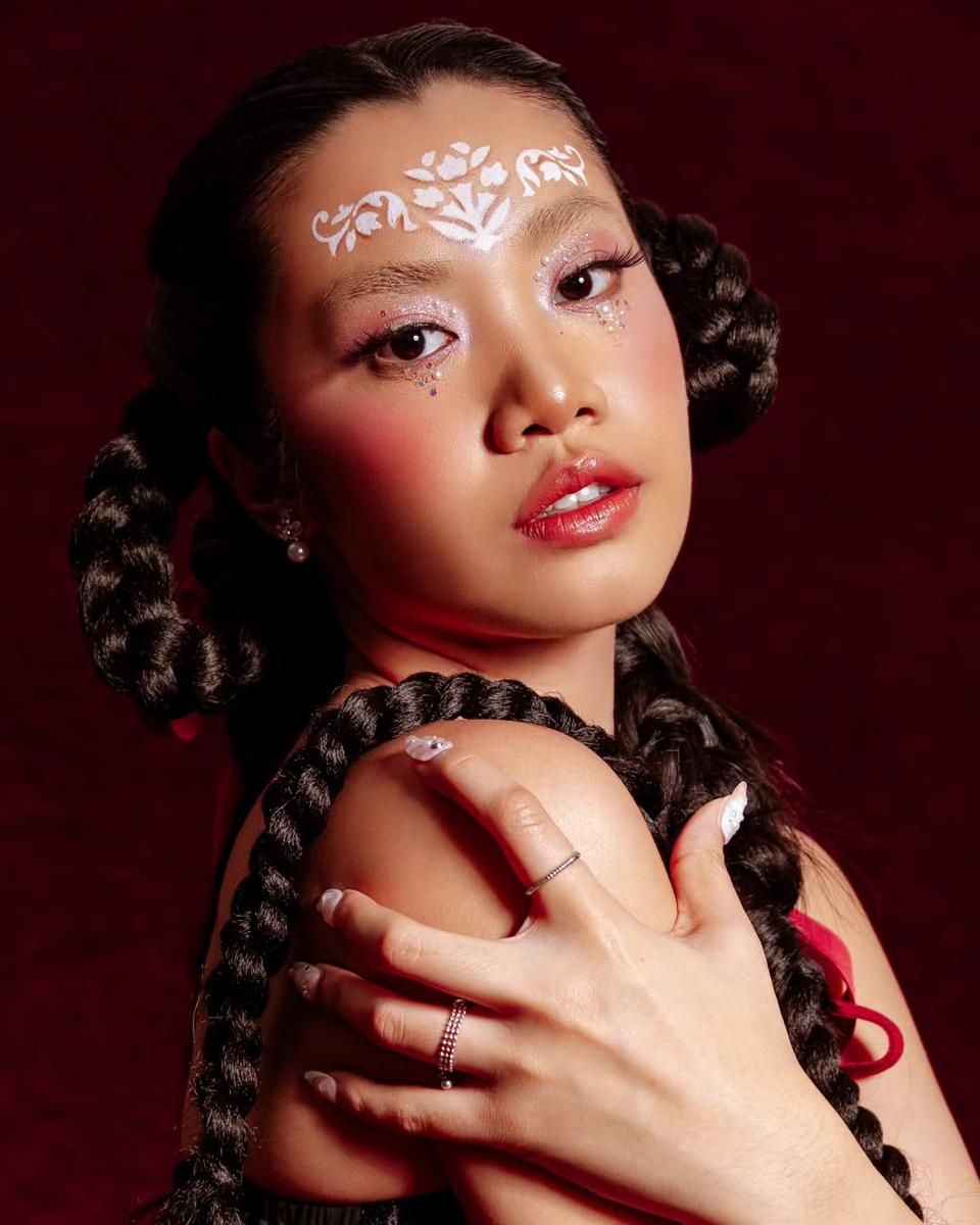5 Inspirasi Makeup Mata untuk Pemotretan yang Memukau