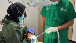 Pengalaman Dokter RS Terapung Kapal Waluya II Mengatasi Ombak Saat Melayani Masyarakat Pedalaman