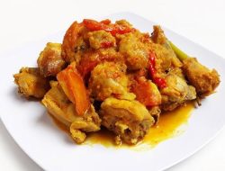 Sama-Sama Lezat, Ini Perbedaan Woku dan Rica-Rica Manado Sama-Sama Lezat, Ini Perbedaan Woku dan Rica-Rica Manado