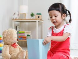 15 Hadiah Bermanfaat untuk Anak Perempuan 3 Tahun 15 Hadiah Bermanfaat untuk Anak Perempuan 3 Tahun