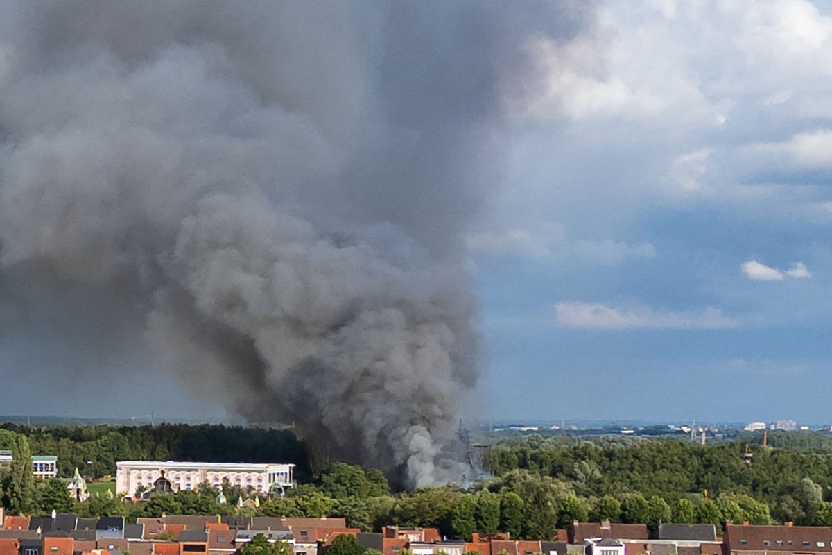 Video: Main Stage Engulfed in Massive Fire at Tomorrowland