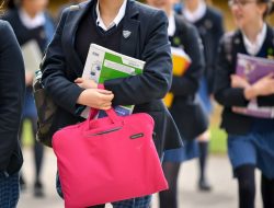Families Pay £1,076 per Child for Summer Holiday Care Families Pay £1,076 per Child for Summer Holiday Care