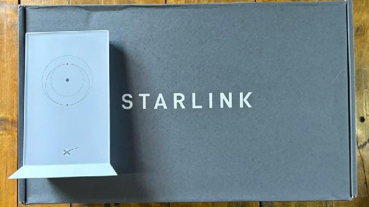 Starlink Hentikan Penerimaan Pelanggan Baru di Indonesia: Profil Perusahaan Ini