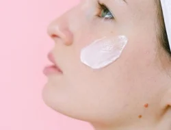 Simak Rekomendasi Sunscreen Berbahan Salicylic Acid