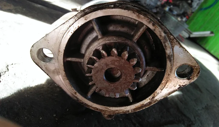 Waspada! Dinamo Starter Bisa Rusak Saat Mobil Terendam Banjir!