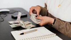 Duit Menipis, 7 Trik Jitu Tetap Stylish dengan Budget Terbatas!
