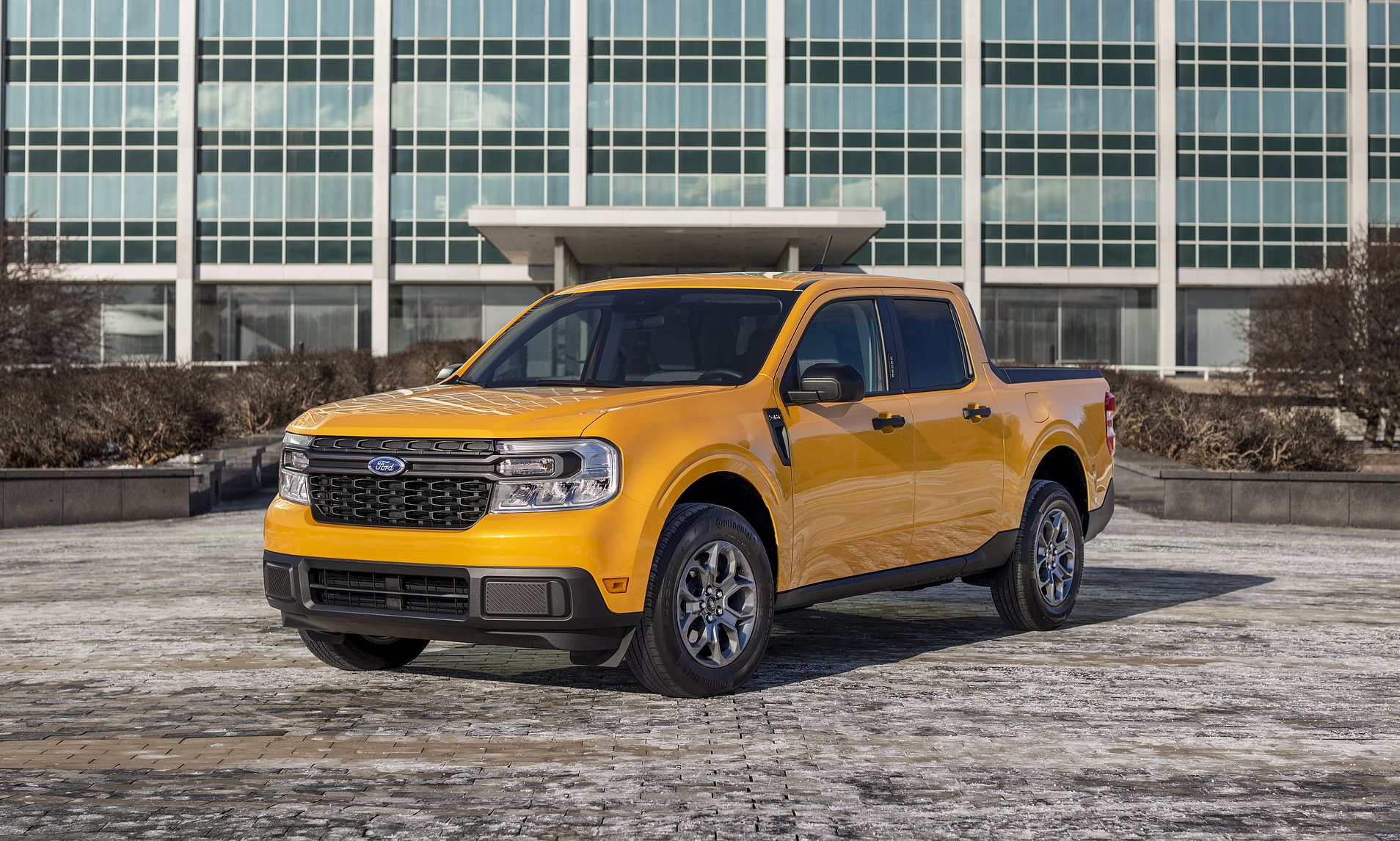Major automaker issues urgent recall amid fire safety concerns