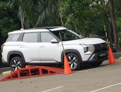 SUV Tangguh! Jarak Tanah Tinggi Mitsubishi Destinator