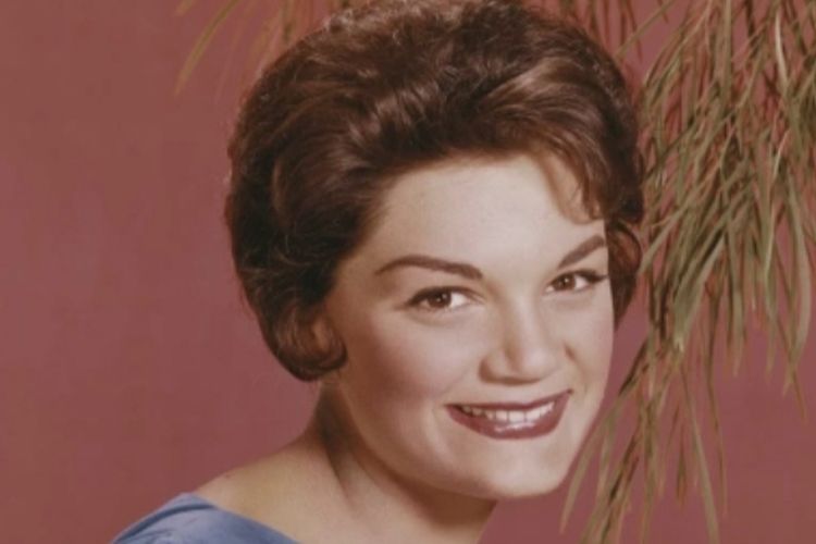 Siapakah Connie Francis? Ini Profil Karier Penyanyi Pretty Little Baby