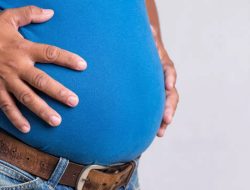 Why Indian Stomachs Bloat: Causes and Solutions