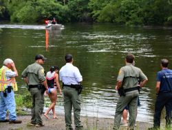10 Saved After Rafts Deflate in Edisto River