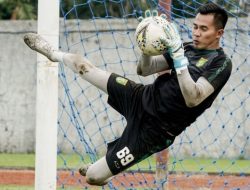 Update Transfer Persebaya: Dua Kiper Lokal Rp 3,04 Miliar Jadi Target Green Force!