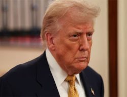 Trump Diagnosed With Common Vein Issue Causing Swelling, White House Says No Serious Health Risks Trump Diagnosed With Common Vein Issue Causing Swelling, White House Says No Serious Health Risks