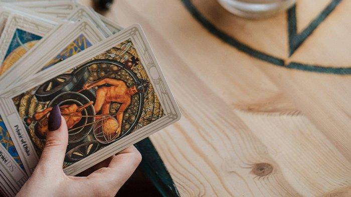 Jaga Kata-Kata Scorpio, Capricorn Terlalu Berpikir: Ramalan Zodiak Jumat 18 Juli 2025
