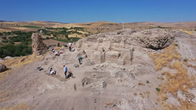 Kuil Berusia 6.000 Tahun di Elazığ: Bukti Ritual Pengorbanan
