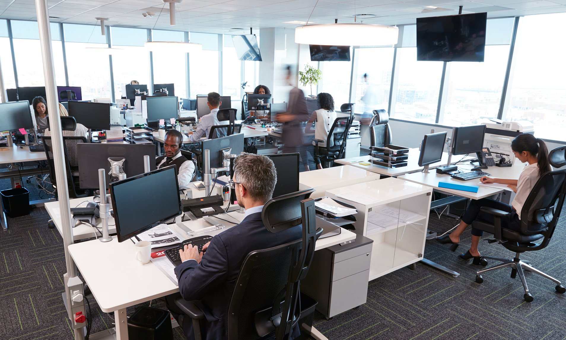 Aussie workers fuming over three-day office return mandate