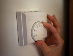 Lower bills, bigger grants: Miliband’s heat pump plan
