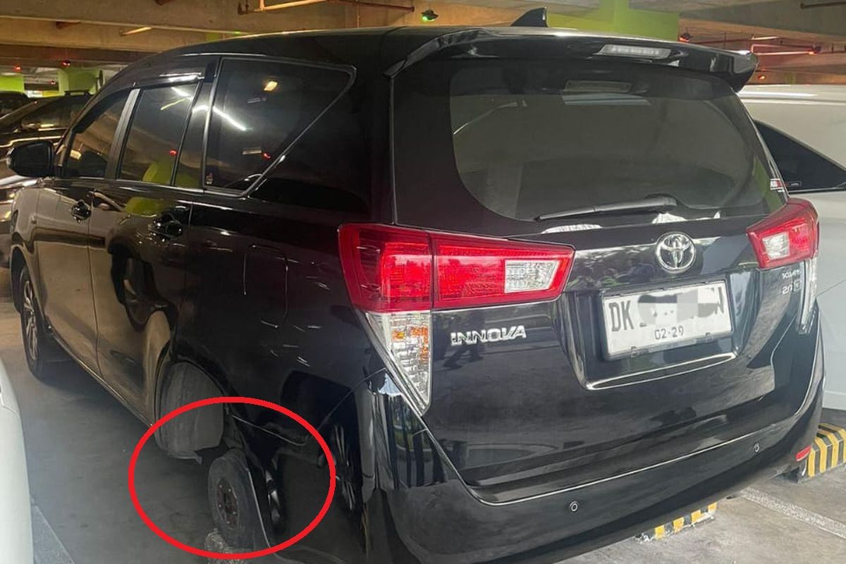 Parkiran Bandara Ngurah Rai Kebobolan, Ban dan Pelek Kijang Innova Reborn Hilang Ditukar Batako