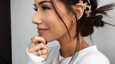 5 Gaya Rambut dengan Headband yang Menawan