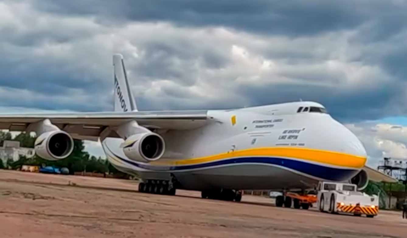 Video: Giant An-124-100 Makes Dramatic Return to the Skies Post-War Overhaul