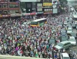 Vietnam’s Fossil-Fuel Motorcycle Ban Sparks Doubt Vietnam’s Fossil-Fuel Motorcycle Ban Sparks Doubt