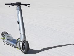 World’s fastest e-scooter hits 160kmh – coming to Ireland? World’s fastest e-scooter hits 160kmh – coming to Ireland?