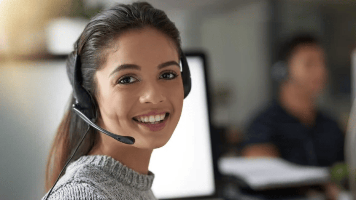 Bridging the Gap: 10 High-Demand Jobs Young People Are Missing, Opportunities for Retirees