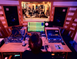 Carolina’s Rise: From Basement to Musician Haven