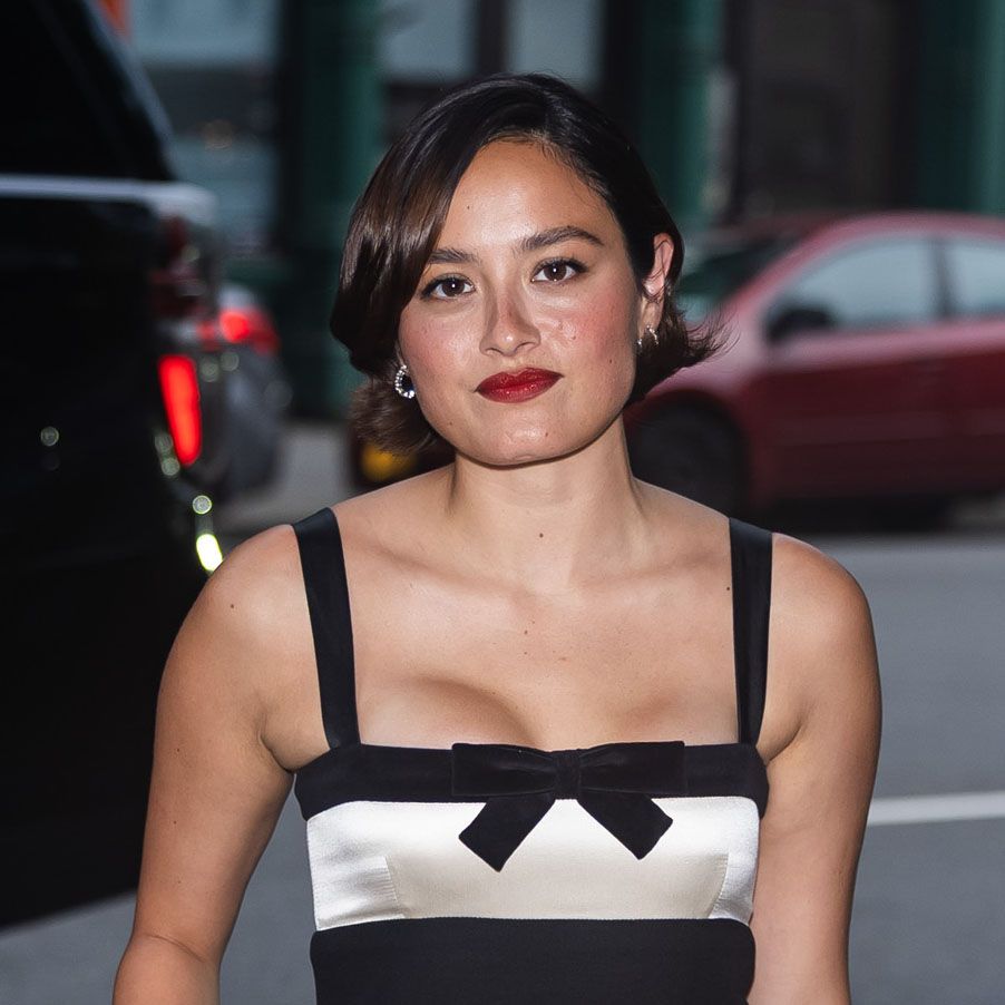 Quick Tip: The  Accessory Everyone Will Pair With Short Dresses This Fall