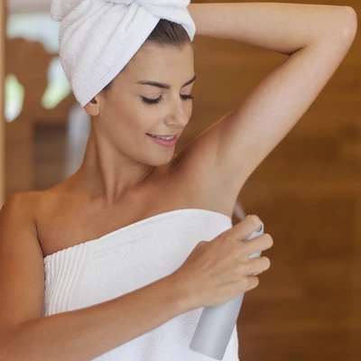 Pahami Perbedaan Deodoran dan Antiperspiran!