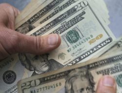 What’s the average U.S. salary? What’s the average U.S. salary?