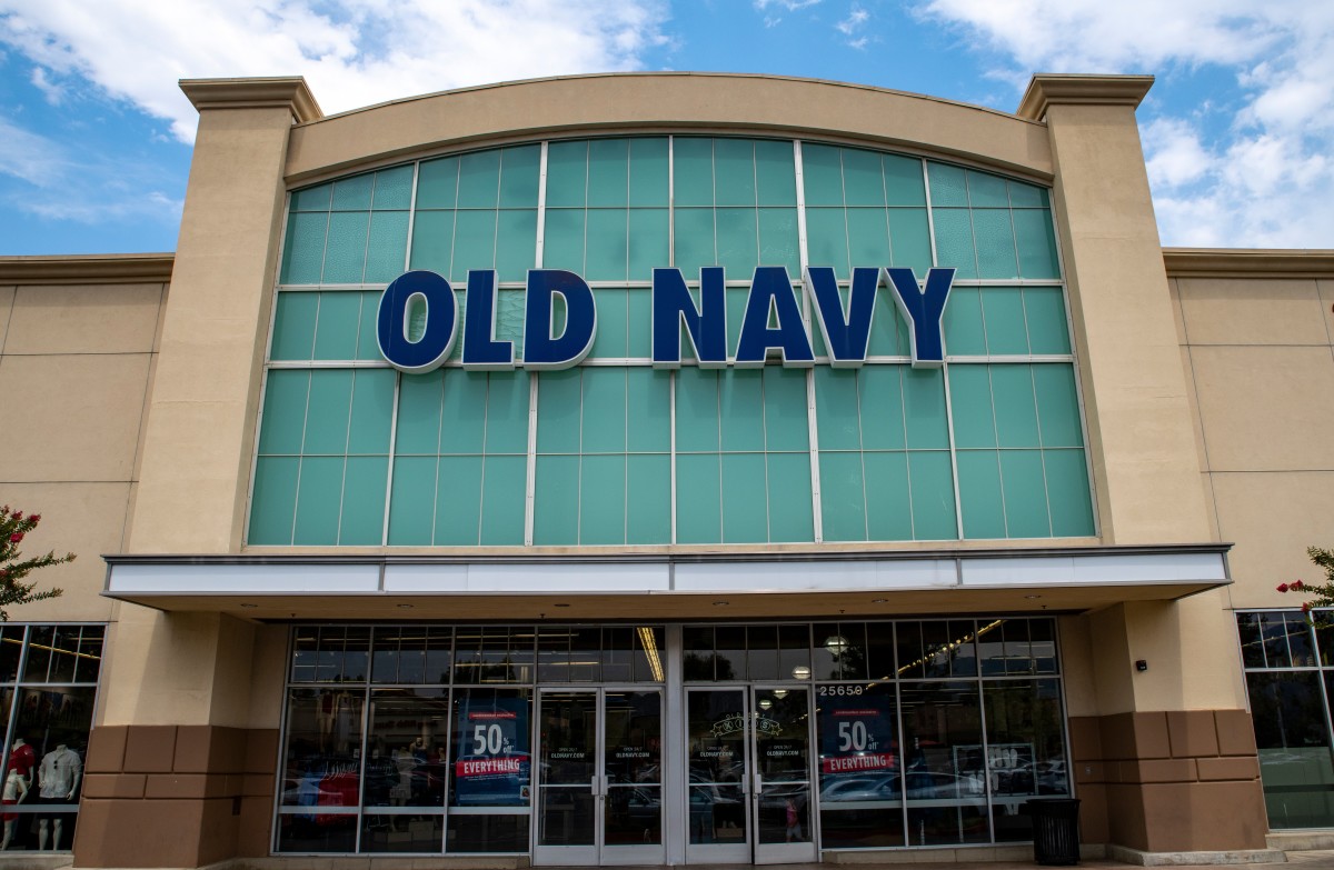 Old Navy’s Stylish Mini Dress for Special Occasions