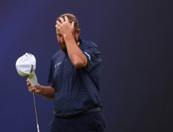 “I Can’t Have My Name Tossed Around Like That” – Lowry’s Challenge Derailed by Two-Shot Penalty