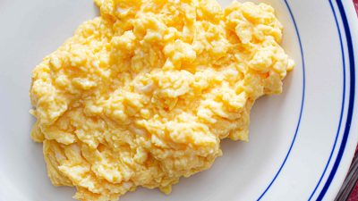 How to Master Restaurant-Style Scrambled Eggs